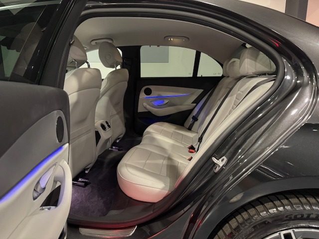 MERCEDES-BENZ E 300 usata, con Lettore CD