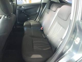 PEUGEOT 208 usata, con Boardcomputer