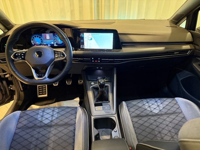 VOLKSWAGEN Golf usata, con Autoradio