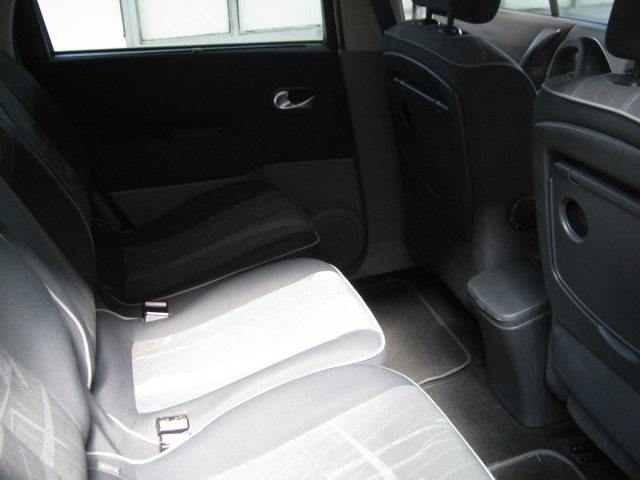 RENAULT Scenic usata, con Cerchi in lega