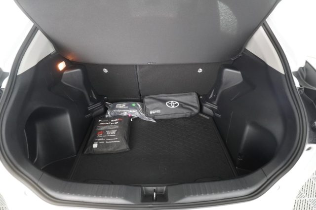 TOYOTA Yaris Cross usata 6