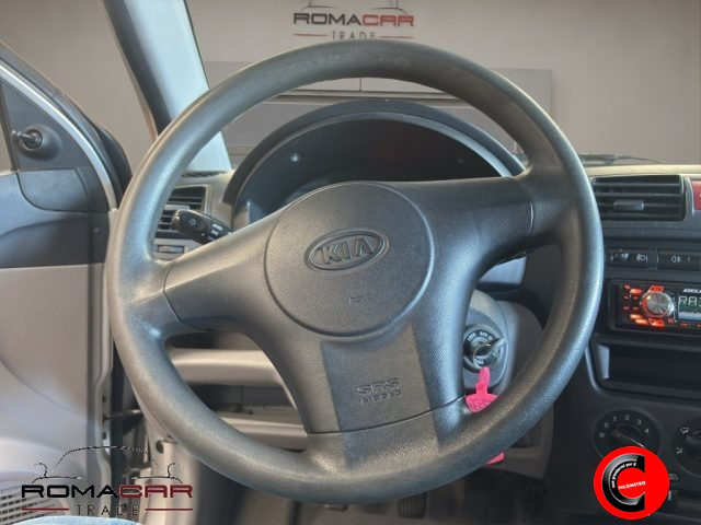 KIA Picanto usata 13
