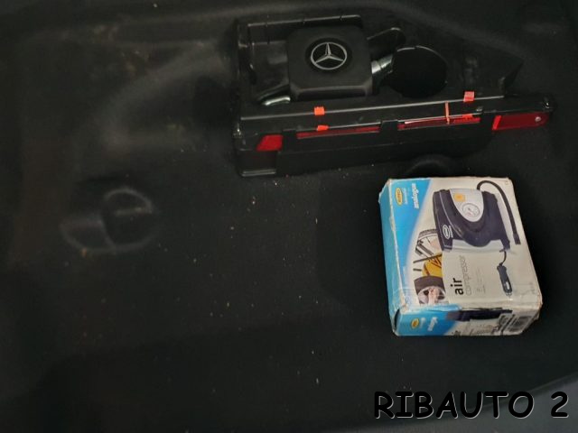 MERCEDES-BENZ GLA 220 usata, con Sedile posteriore sdoppiato