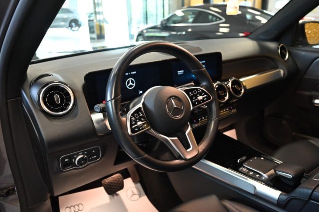 MERCEDES-BENZ GLB 180 usata 32