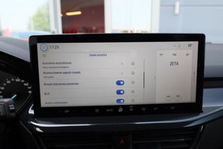 FORD Focus usata, con Telecamera per parcheggio assistito