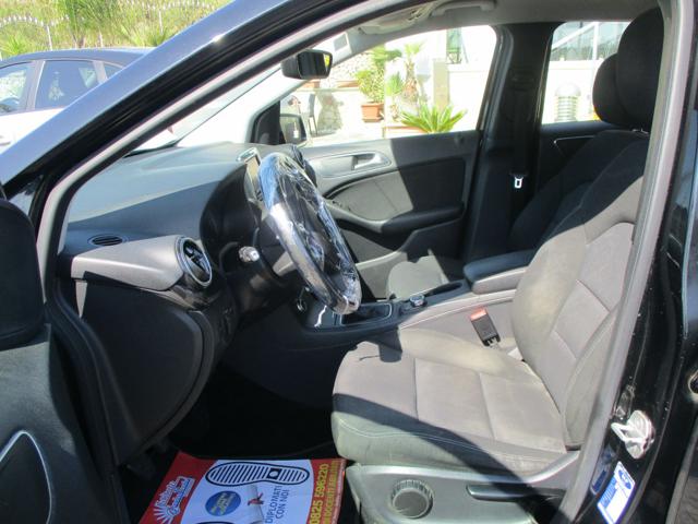 MERCEDES-BENZ B 180 usata, con Chiusura centralizzata
