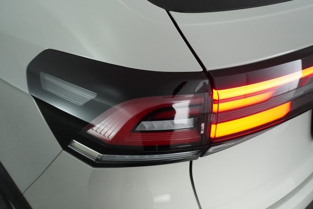 VOLKSWAGEN Taigo usata 9