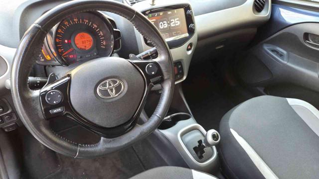 TOYOTA Aygo usata, con Chiusura centralizzata