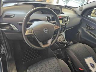 LANCIA Ypsilon usata, con Servosterzo