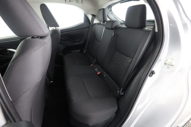 TOYOTA Yaris usata 3