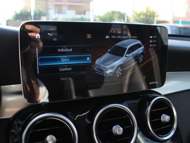 MERCEDES-BENZ GLC 300 usata, con Sensore di pioggia
