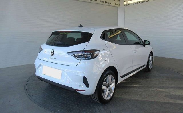 RENAULT Clio usata, con Autoradio