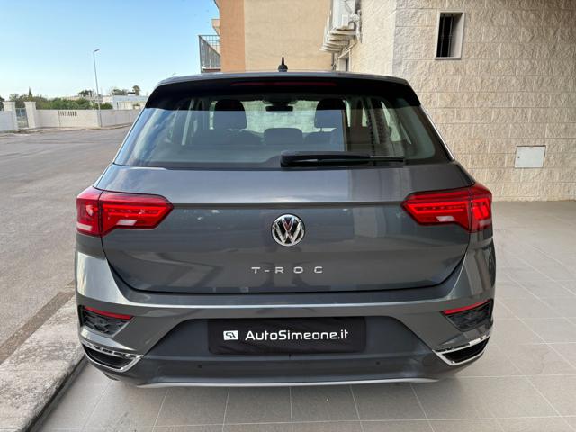 VOLKSWAGEN T-Roc usata, con Autoradio