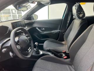 PEUGEOT 2008 usata, con MP3