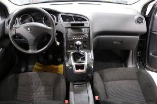 PEUGEOT 5008 usata 17