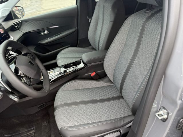 PEUGEOT 208 usata, con Isofix