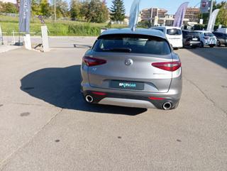 ALFA ROMEO Stelvio usata, con Alzacristalli elettrici