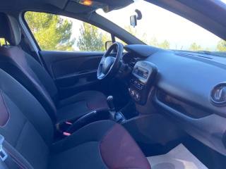 RENAULT Clio usata, con USB