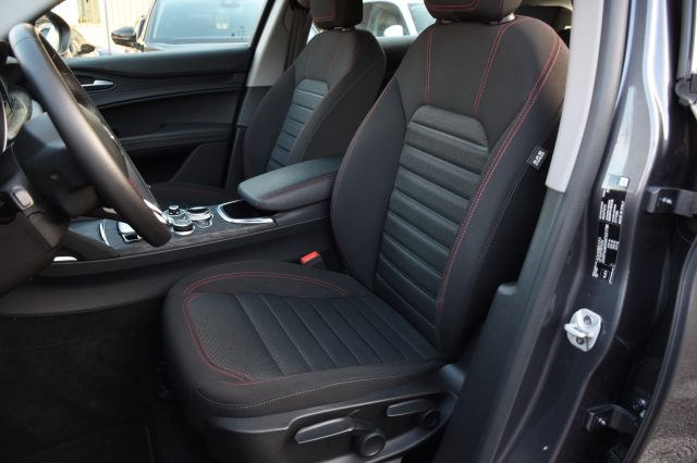 ALFA ROMEO Stelvio usata, con Autoradio