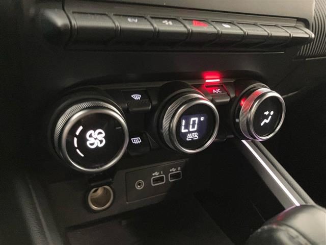 RENAULT Clio usata 22