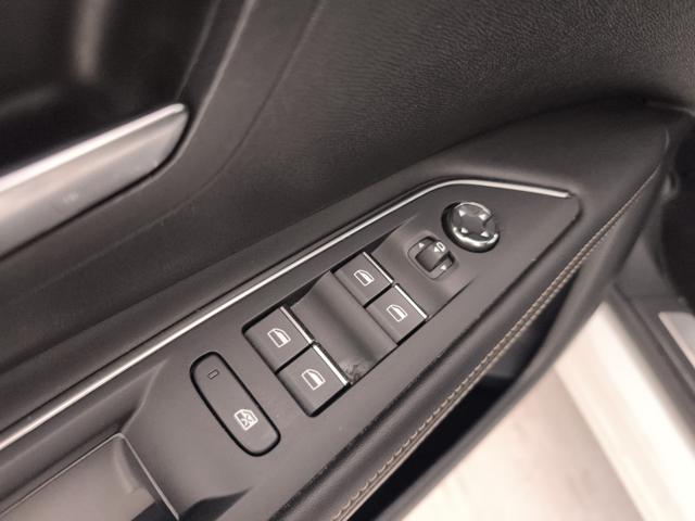 PEUGEOT 3008 usata, con Fari LED