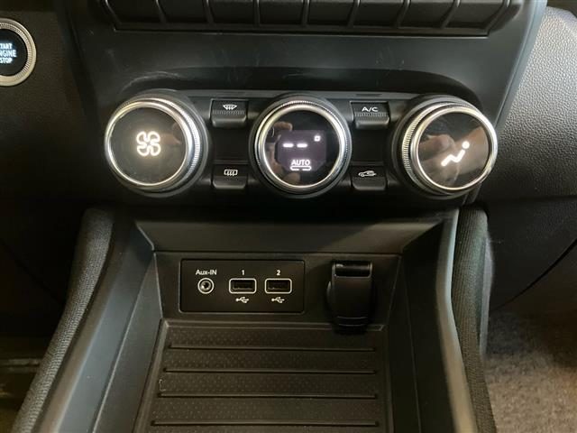 RENAULT ZOE usata 11