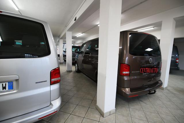 VOLKSWAGEN Multivan usata, con Vetri oscurati