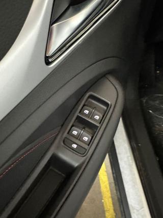 MG ZS usata, con Alzacristalli elettrici
