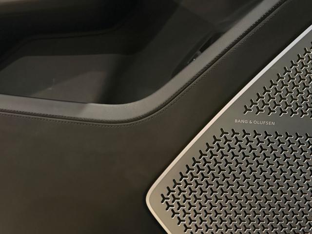 LAMBORGHINI Urus usata, con Fari Xenon