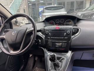 LANCIA Ypsilon usata, con Controllo automatico clima
