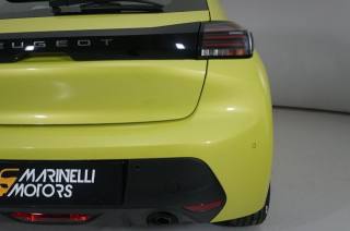 PEUGEOT 208 usata, con Volante in pelle