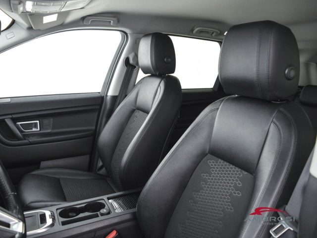 LAND ROVER Discovery Sport usata 8