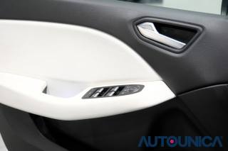 RENAULT Clio usata, con Airbag testa