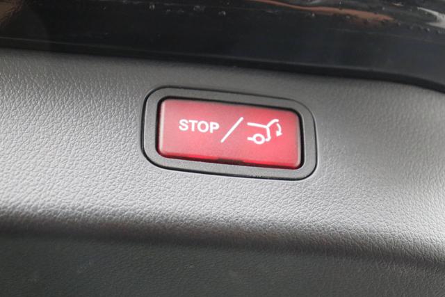 MERCEDES-BENZ C 200 usata, con USB