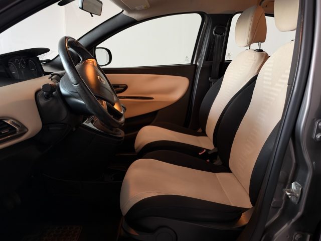 LANCIA Ypsilon usata 16