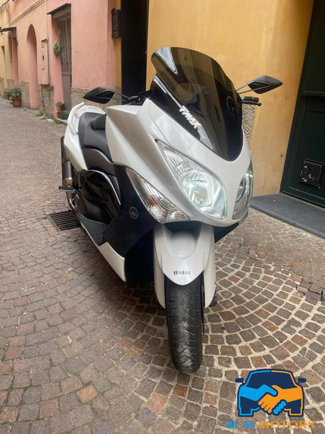 YAMAHA T-Max 500 usata 9