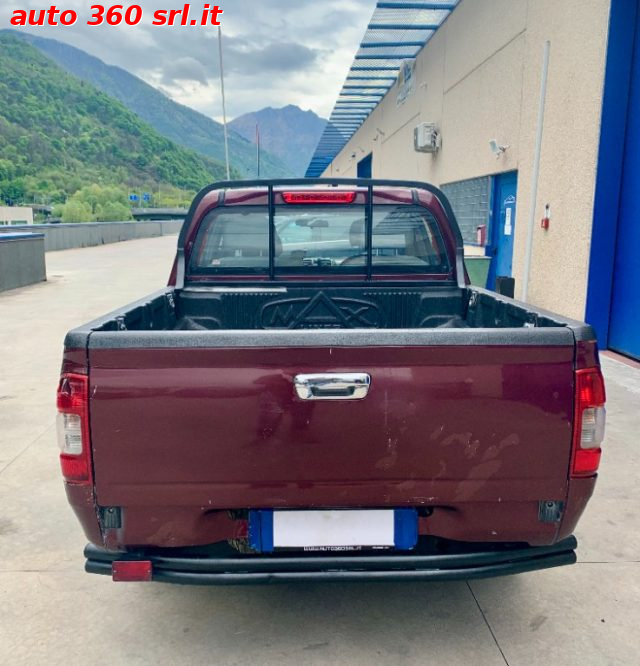 ISUZU D-Max usata, con Autoradio