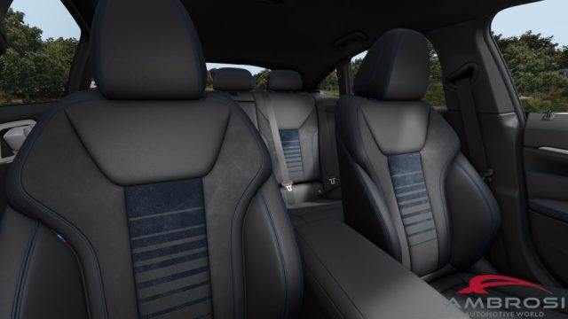 BMW i4 usata 8