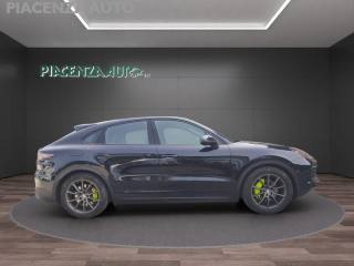 PORSCHE Cayenne usata, con Autoradio