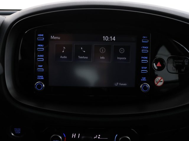 TOYOTA Aygo X usata, con Autoradio digitale