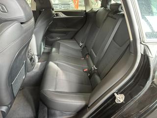 BMW i4 usata, con Fendinebbia