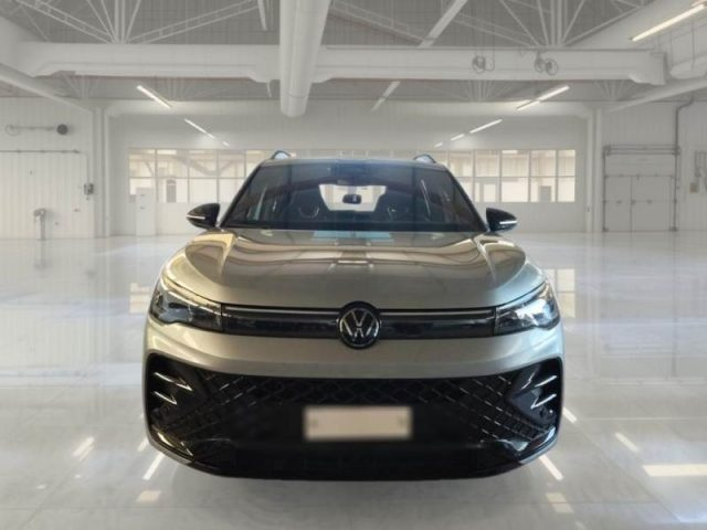 VOLKSWAGEN Tiguan usata, con Cerchi in lega