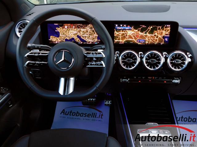 MERCEDES-BENZ GLA 200 usata, con Park Distance Control