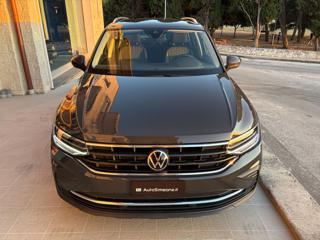 VOLKSWAGEN Tiguan usata, con Airbag