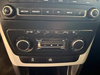 SKODA Yeti usata, con Hill holder