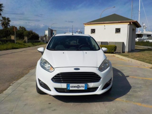 FORD Fiesta usata, con Airbag