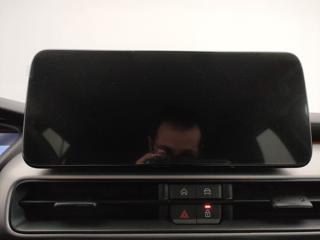 JEEP Avenger usata, con USB