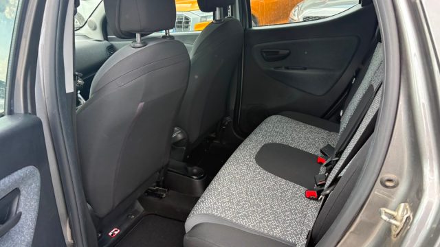 LANCIA Ypsilon usata, con Sedile posteriore sdoppiato