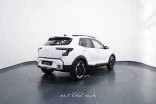 KIA Stonic usata, con Autoradio