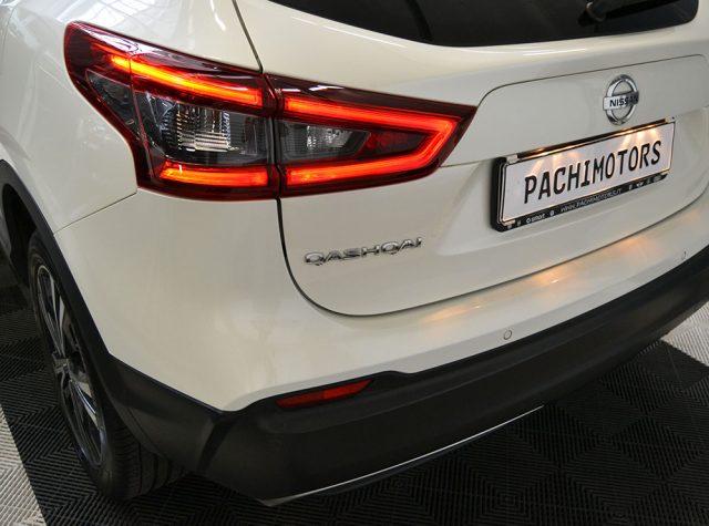 NISSAN Qashqai usata, con Luci diurne LED